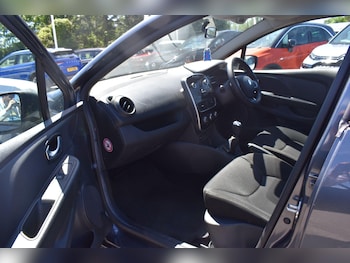 Used Renault Clio 2018 for sale - 78740810: Photo