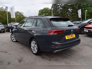 Used Volkswagen Golf 2021 for sale - 78601473: Photo