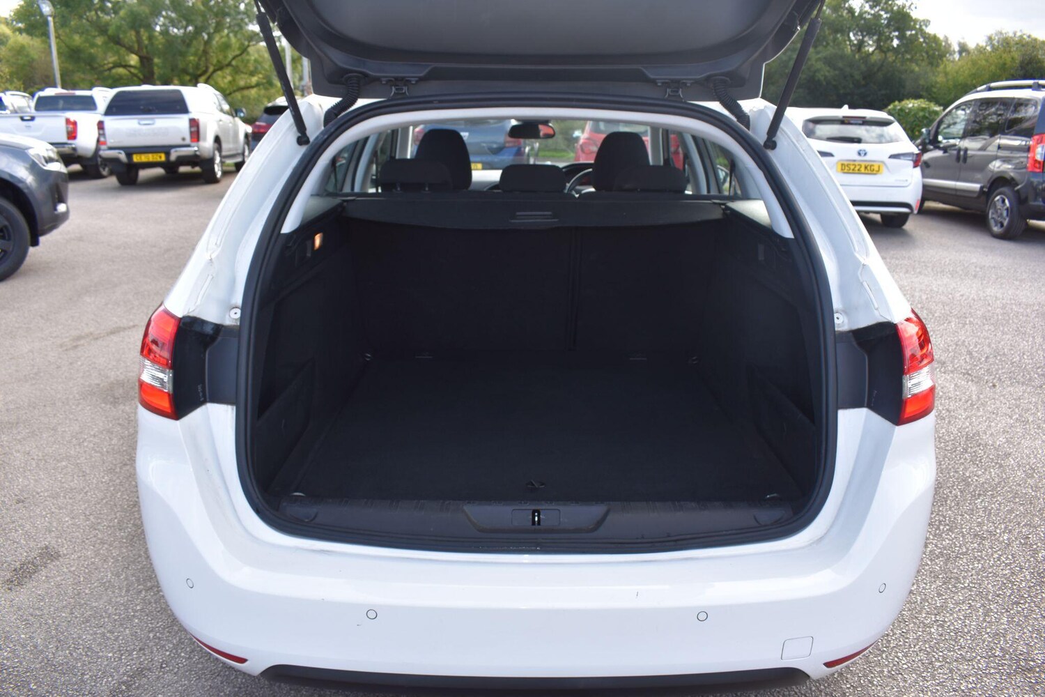 Used Peugeot 308 SW 2021 for sale - 76001300: Photo 5