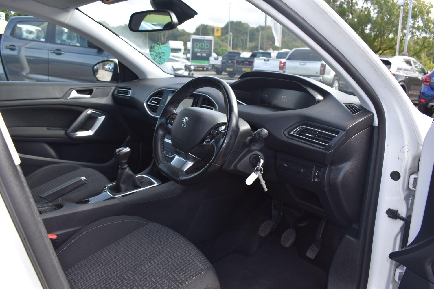 Used Peugeot 308 SW 2021 for sale - 76001300: Photo 8