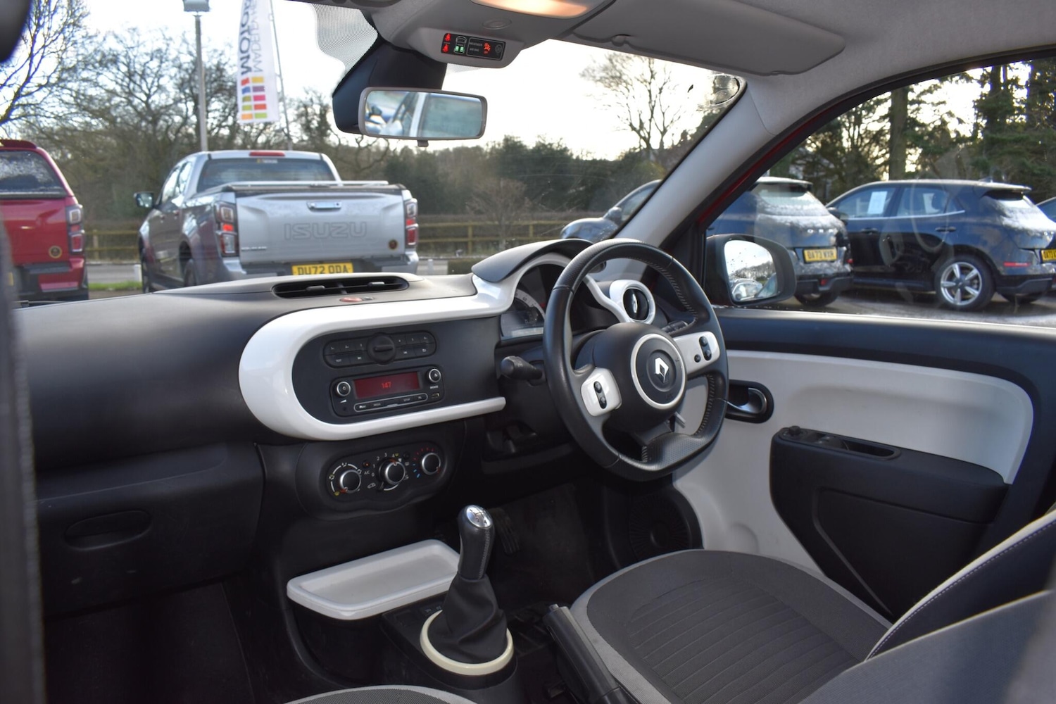 Used Renault Twingo 2015 for sale - 77091508: Photo 6