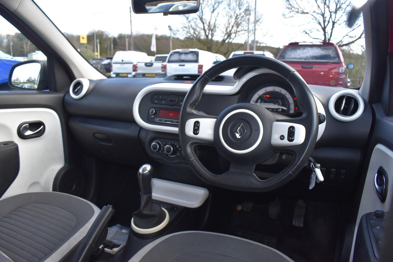Used Renault Twingo 2015 for sale - 77091508: Photo 8