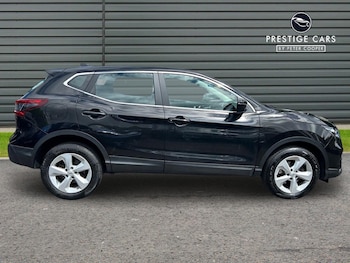Used Nissan Qashqai 2018 for sale - 78830641: Photo