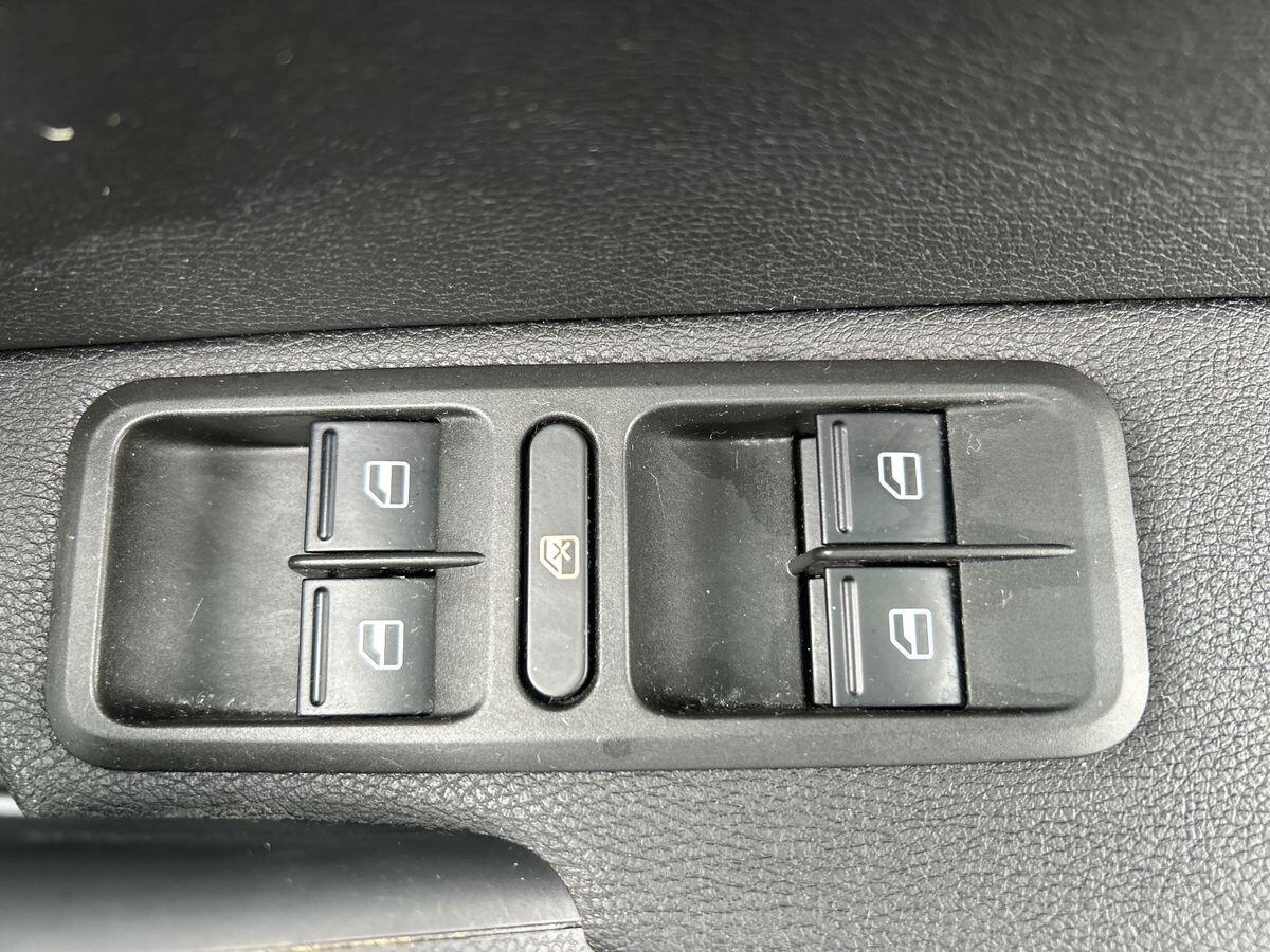 Used Skoda Yeti 2017 for sale - 76538904: Photo 25