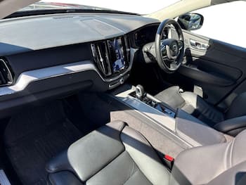 Used Volvo XC60 2022 for sale - 79453408: Photo
