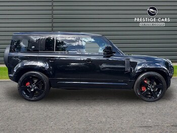 Used Land Rover Defender 110 2023 for sale - 78601942: Photo