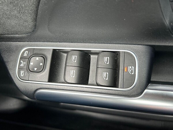 Used Mercedes-Benz EQA 2021 for sale - 76215465: Photo 30