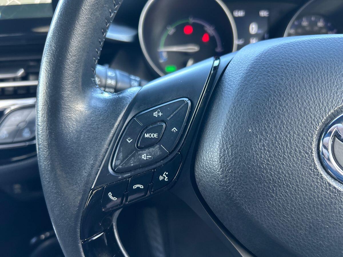 Used Toyota C-HR 2021 for sale - 76377659: Photo 16