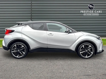 Used Toyota C-HR 2023 for sale - 78705344: Photo