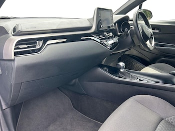 Used Toyota C-HR 2022 for sale - 75070293: Photo