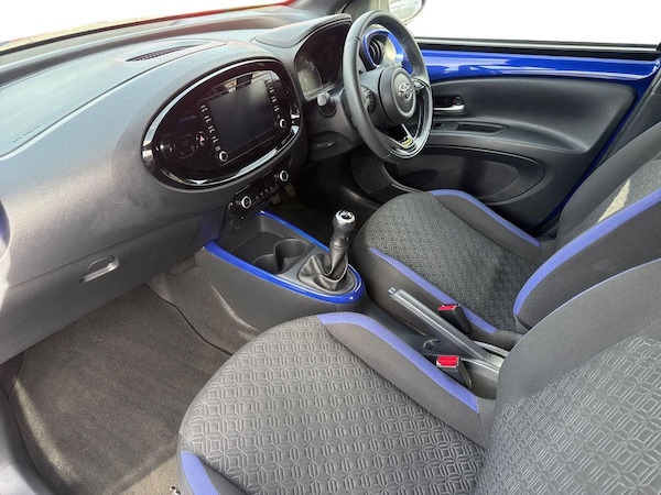Used Toyota Aygo X 2022 for sale - 76108466: Photo 2