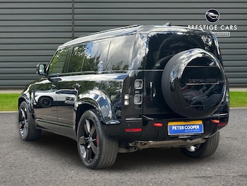 Used Land Rover Defender 110 2023 for sale - 79497025: Photo