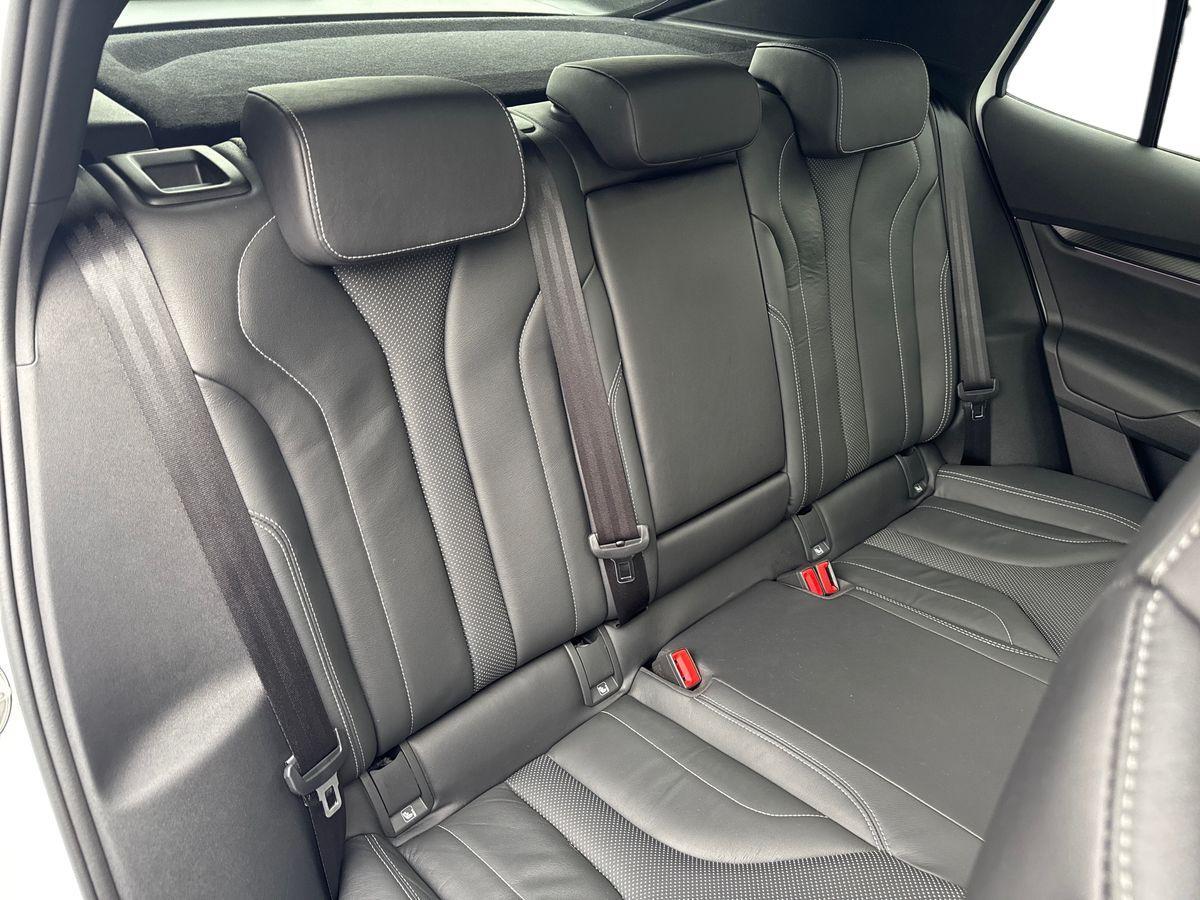 Used Skoda Enyaq 2022 for sale - 76899137: Photo 8