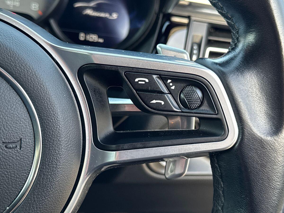 Used Porsche Macan 2020 for sale - 77016819: Photo 17