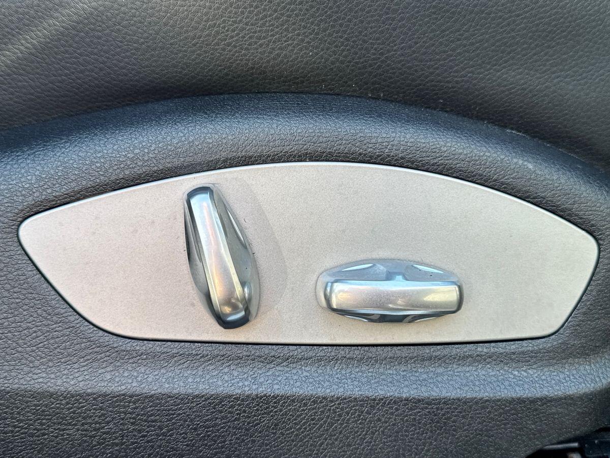 Used Porsche Macan 2020 for sale - 77016819: Photo 37