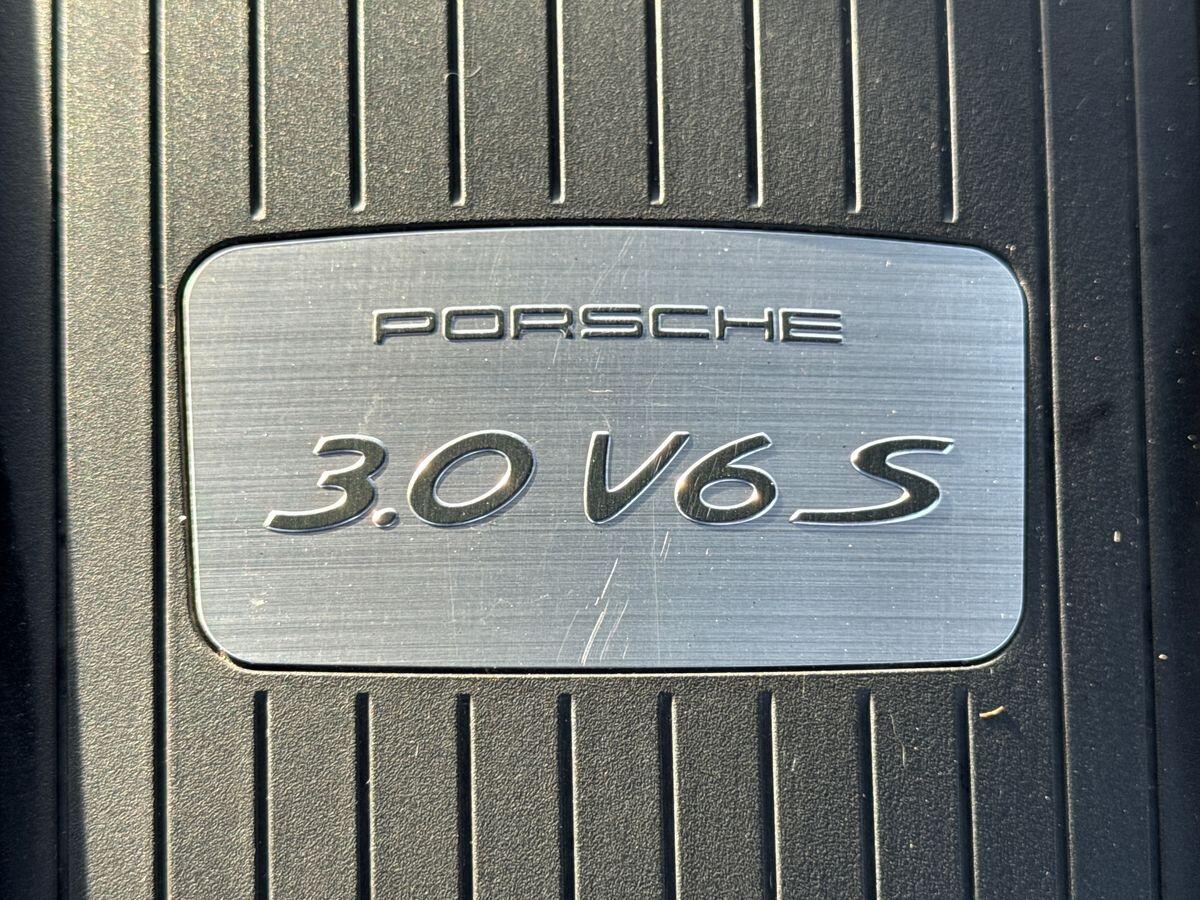 Used Porsche Macan 2020 for sale - 77016819: Photo 42