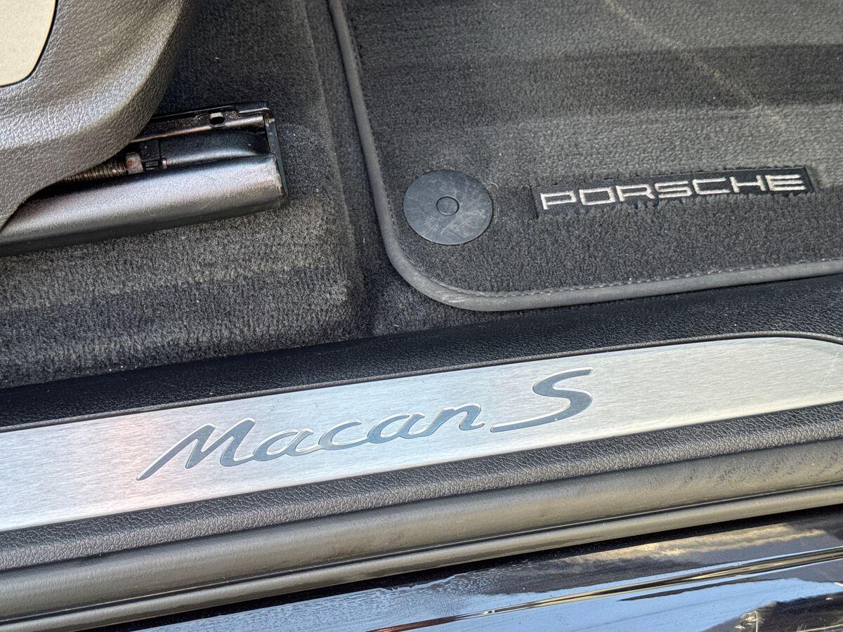 Used Porsche Macan 2020 for sale - 77016819: Photo 48