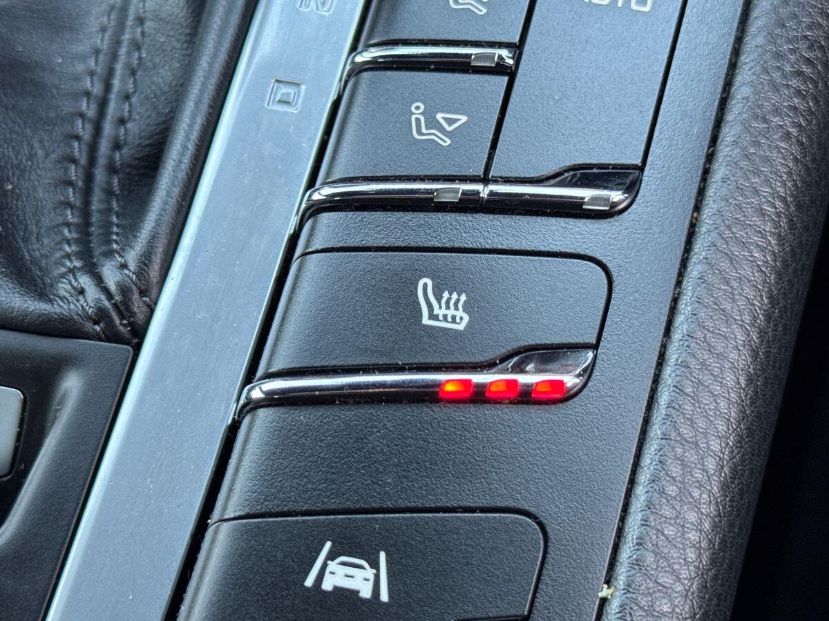 Used Porsche Macan 2020 for sale - 77016819: Photo 52