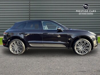 Used Porsche Macan 2020 for sale - 77646396: Photo