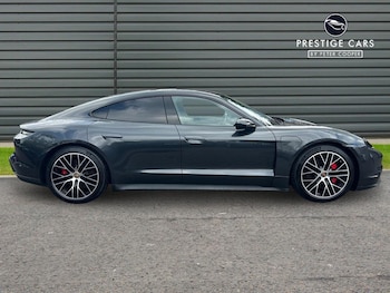 Used Porsche Taycan 2021 for sale - 79061390: Photo