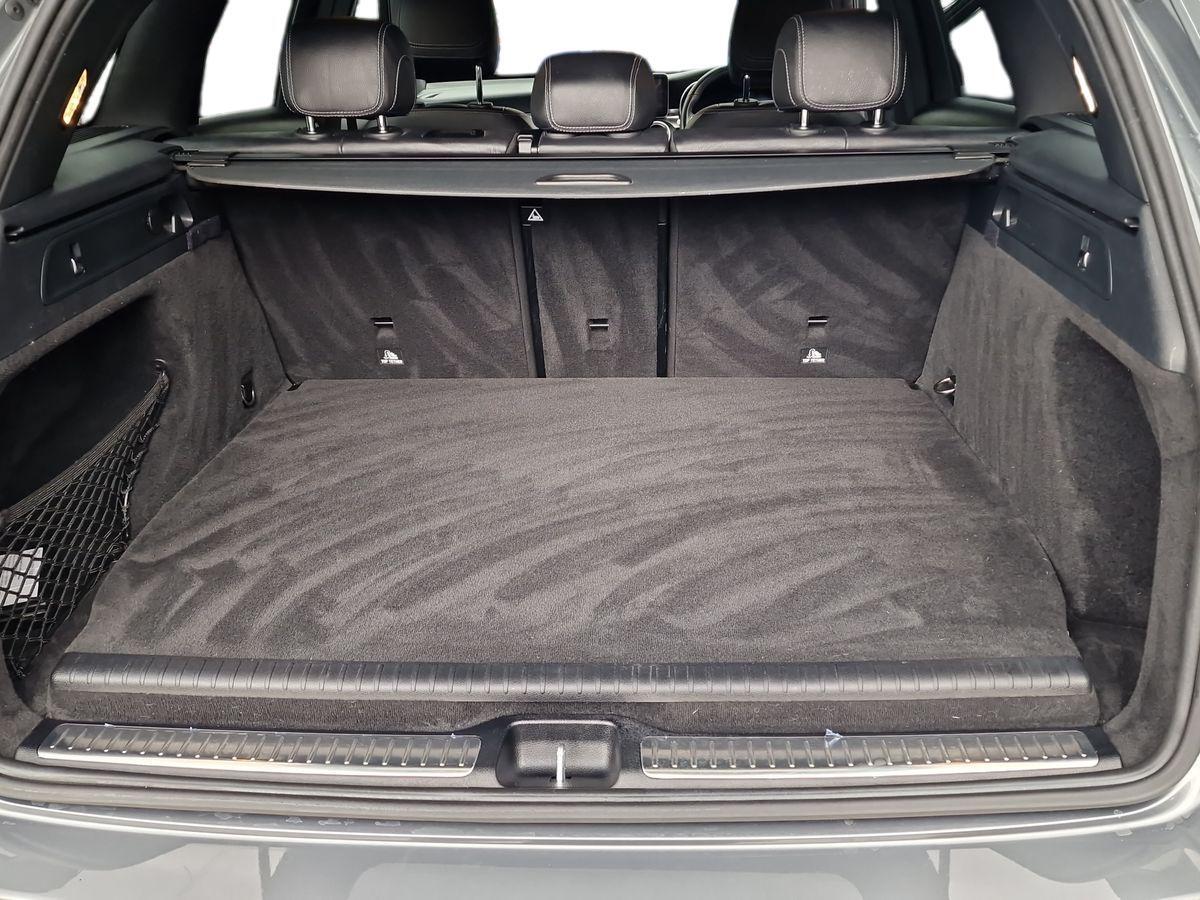 Used Mercedes-Benz GLC 2020 for sale - 75728681: Photo 11