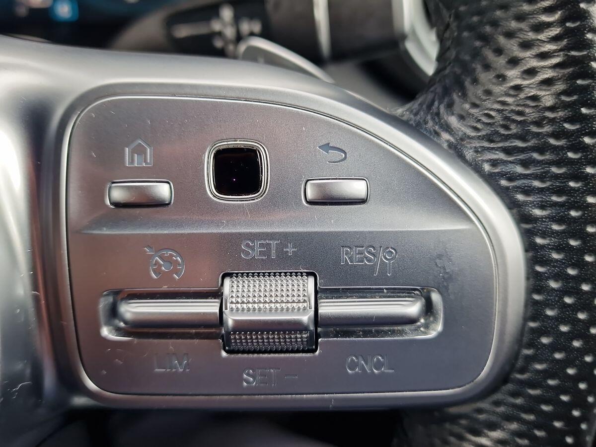 Used Mercedes-Benz GLC 2020 for sale - 75728681: Photo 17