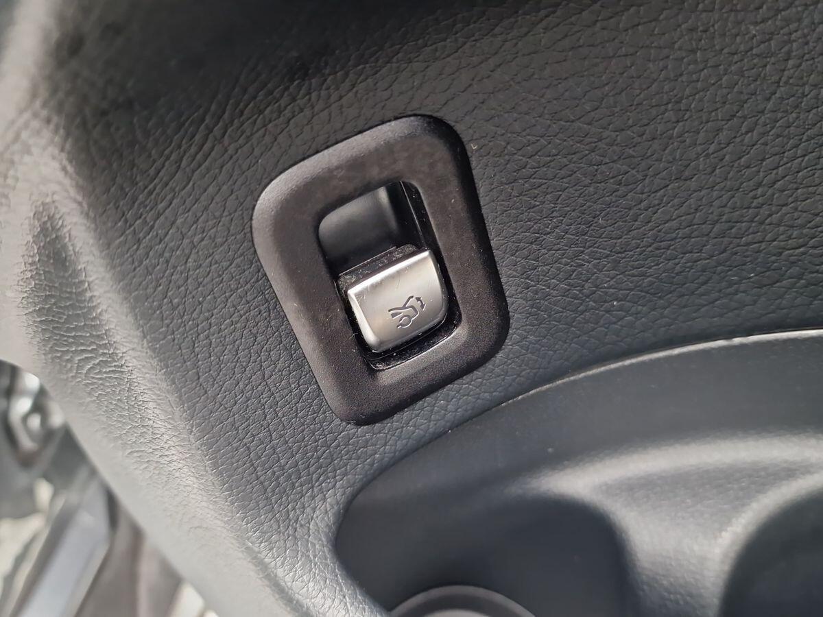 Used Mercedes-Benz GLC 2020 for sale - 75728681: Photo 34