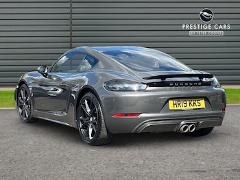 Used Porsche 718 Cayman 2019 for sale - 78301106: Photo