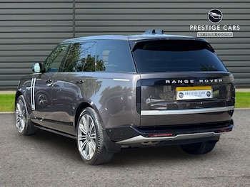 Used Land Rover Range Rover 2024 for sale - 79012829: Photo