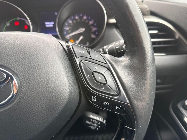 Used Toyota C-HR 2021 for sale - 76136998: Photo 17