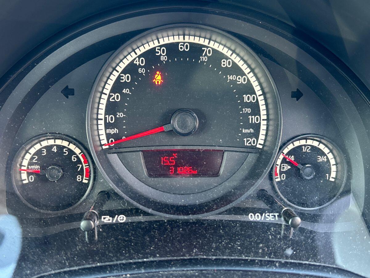 Used Volkswagen up! 2016 for sale - 77723646: Photo 16