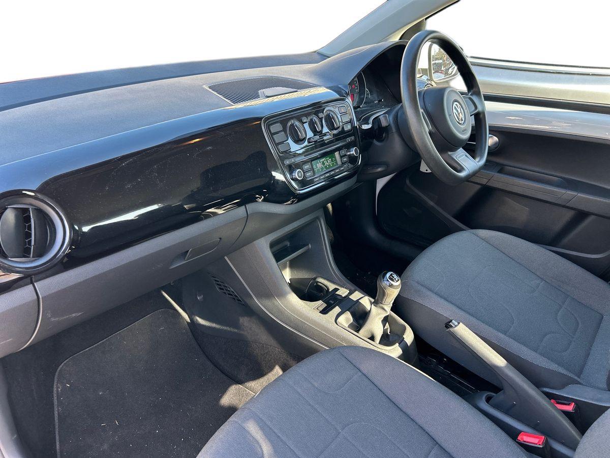 Used Volkswagen up! 2016 for sale - 77723646: Photo 2