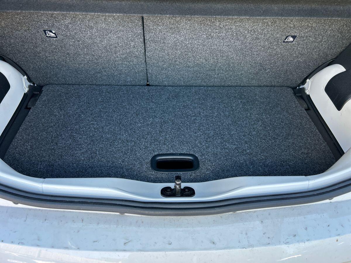 Used Volkswagen up! 2016 for sale - 77723646: Photo 21