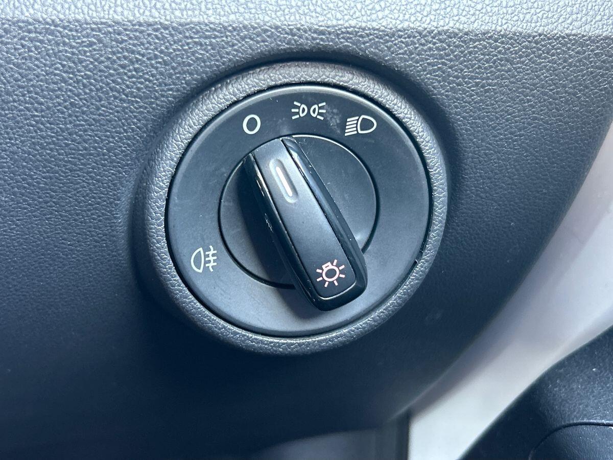 Used Volkswagen up! 2016 for sale - 77723646: Photo 27