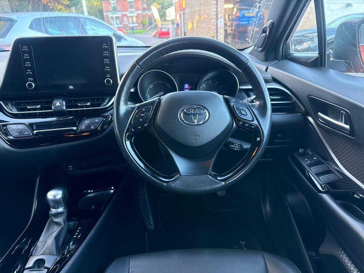 Used Toyota C-HR 2020 for sale - 76020229: Photo 14