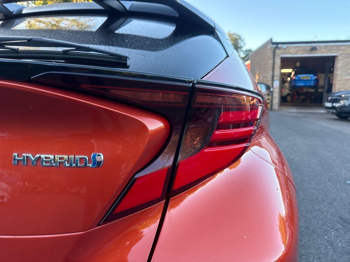 Used Toyota C-HR 2020 for sale - 76020229: Photo 22