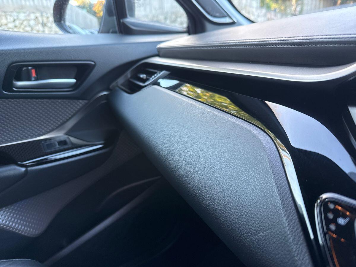 Used Toyota C-HR 2020 for sale - 76020229: Photo 29