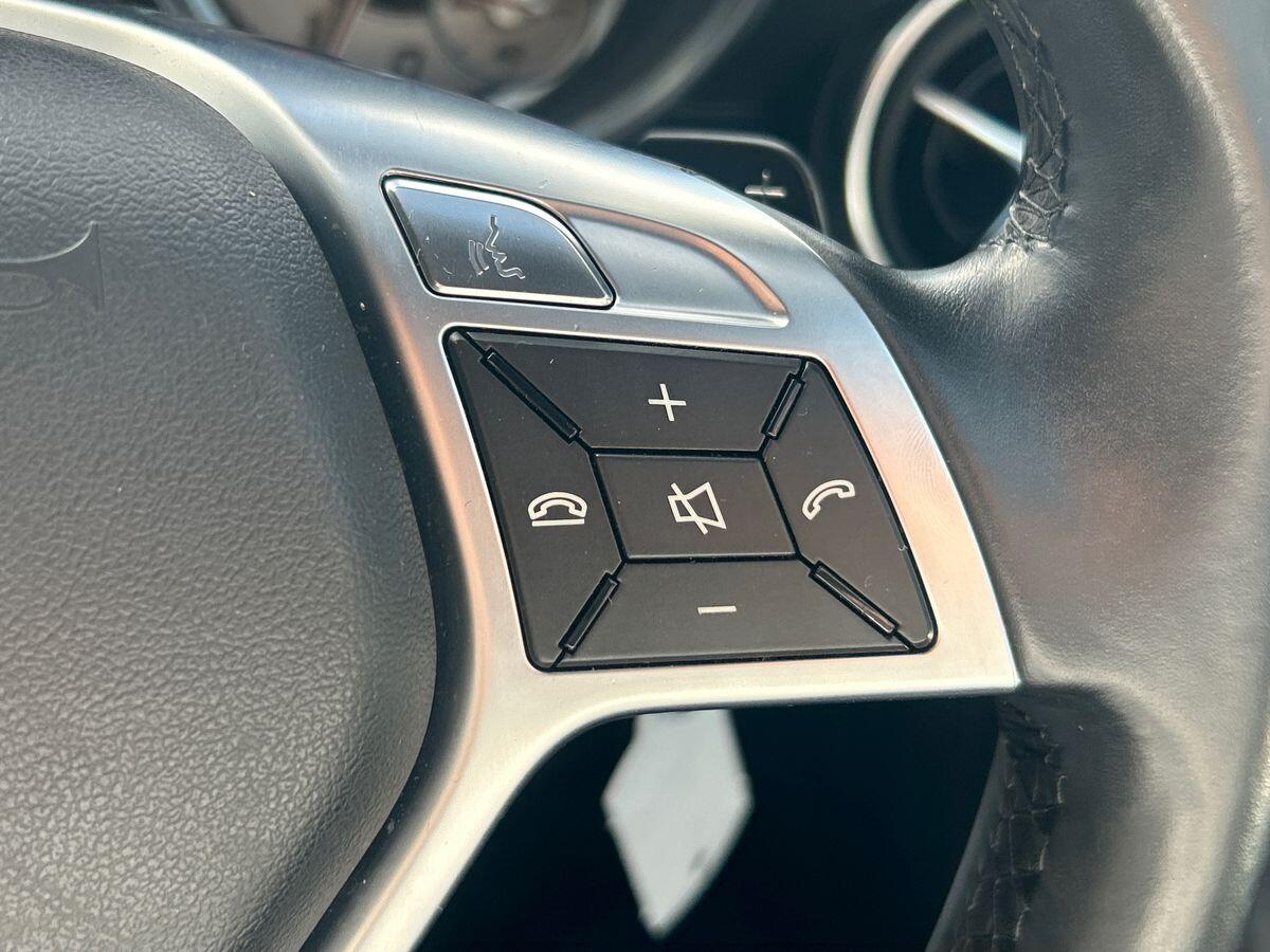 Used Mercedes-Benz SLK 2014 for sale - 78072166: Photo 15