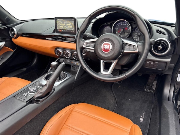 Used Fiat 124 Spider 2017 for sale - 76247049: Photo 6