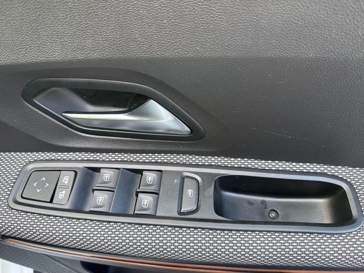 Used Dacia Sandero Stepway 2022 for sale - 76398673: Photo 28