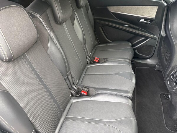 Used Peugeot 5008 2022 for sale - 76215354: Photo 8