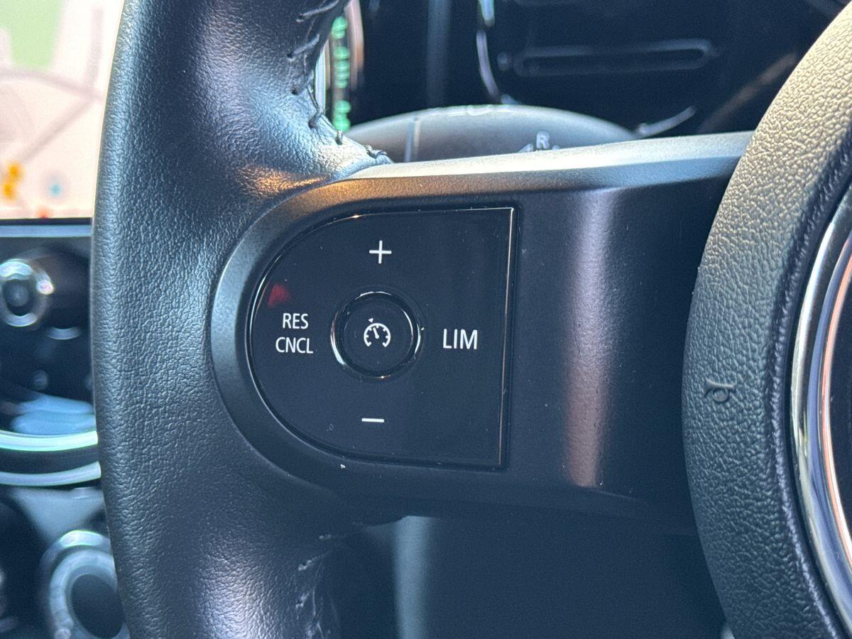 Used MINI Hatch 2022 for sale - 77305121: Photo 14