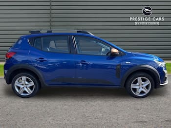 Used Dacia Sandero Stepway 2024 for sale - 79608904: Photo