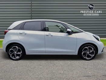 Used Honda Jazz 2020 for sale - 75532410: Photo
