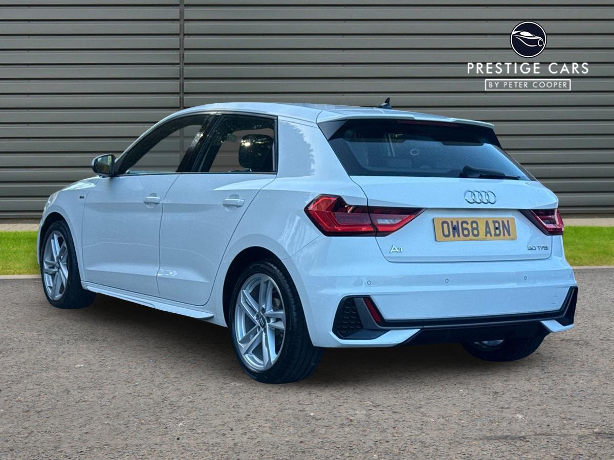 Used Audi A1 2018 for sale - 76042230: Photo 3
