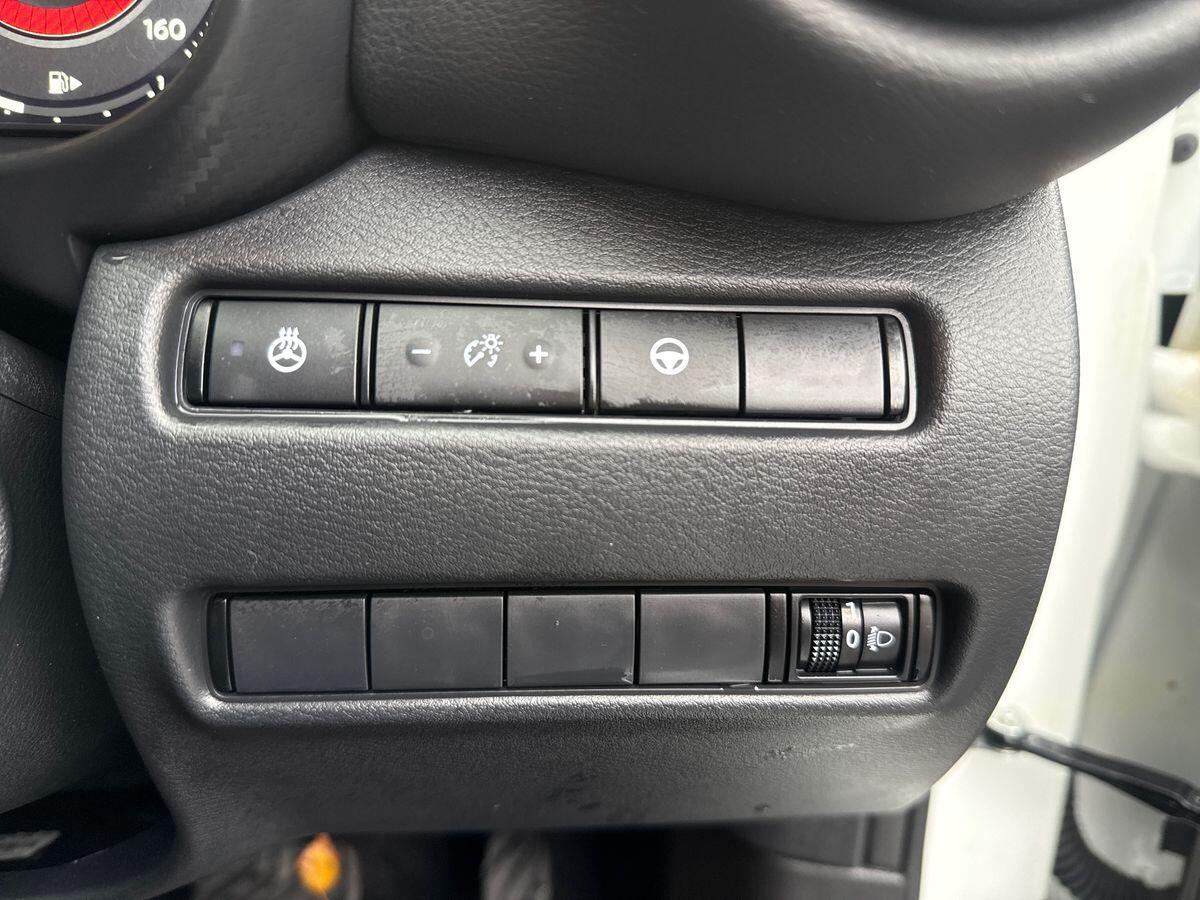 Used Nissan Juke 2024 for sale - 76388589: Photo 15