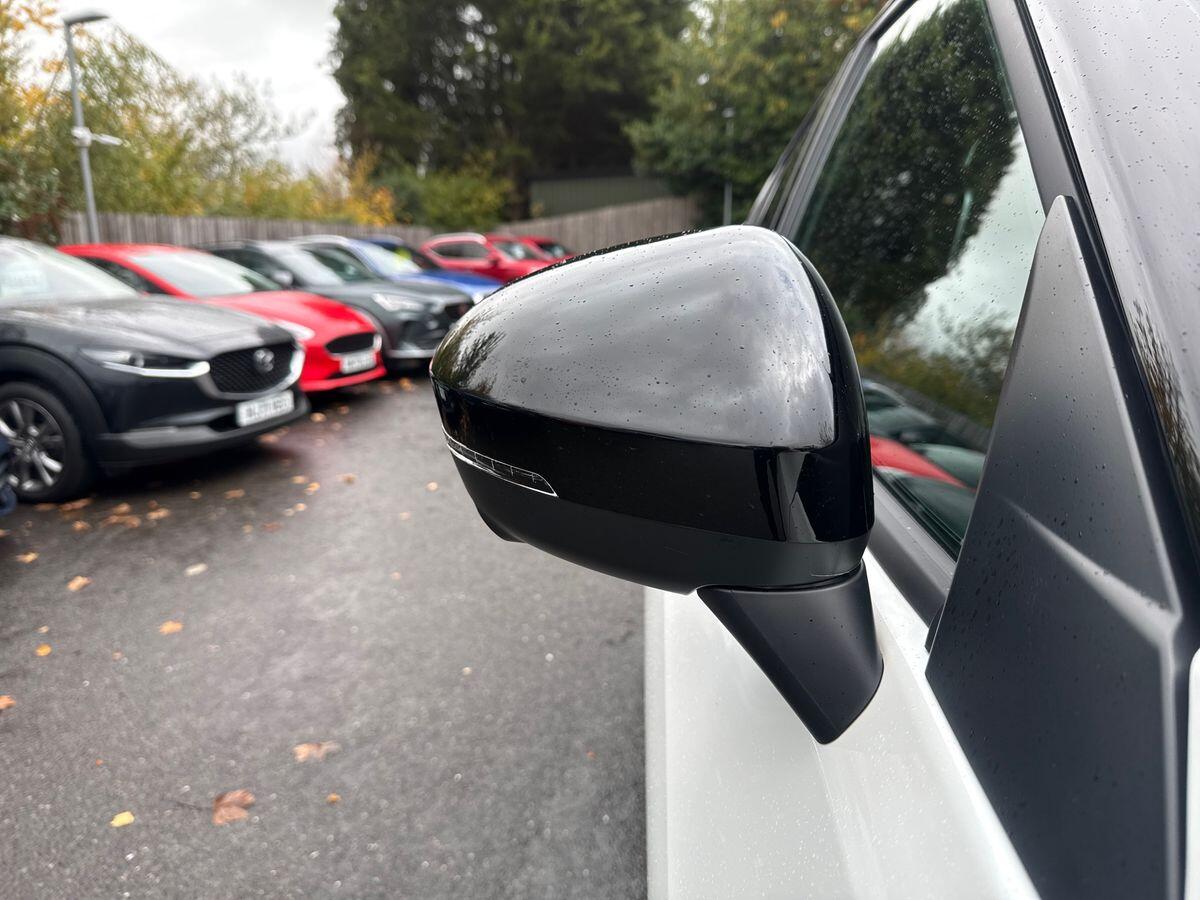 Used Nissan Juke 2024 for sale - 76388589: Photo 24