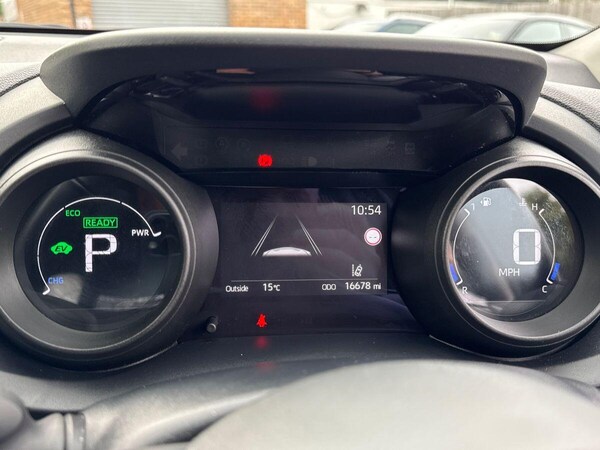Used Toyota Yaris 2022 for sale - 76283686: Photo 18