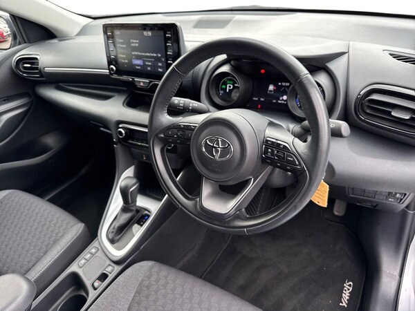 Used Toyota Yaris 2022 for sale - 76283686: Photo 6