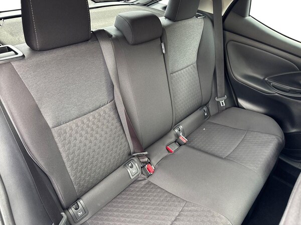 Used Toyota Yaris 2022 for sale - 76283686: Photo 8